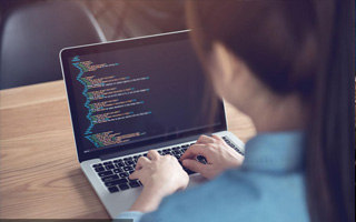 广饶 api php源码,下载的php源码怎么运行呢？